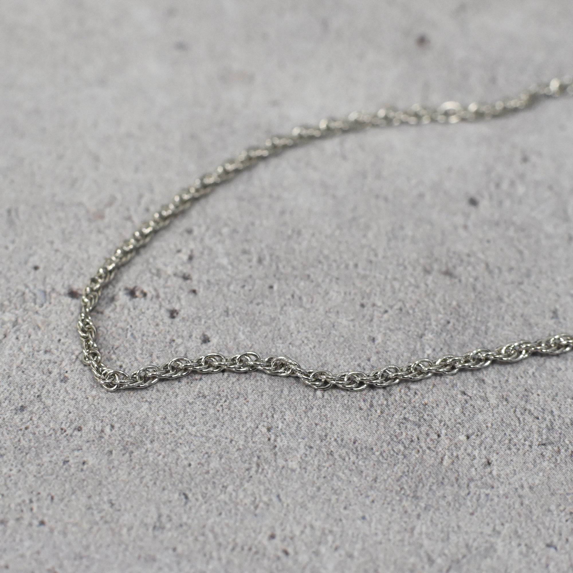 ツイスト THIN ネックレス 45cm